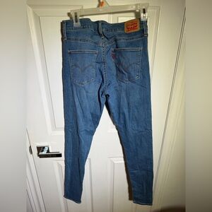 Levi's Classic Slimming Super Skinny Jeans in Blue